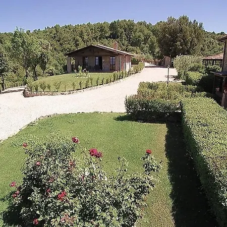 Sleeps 4 Pool Villa