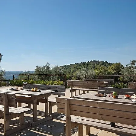 Sleeps 4 Pool Villa Gualdo Cattaneo